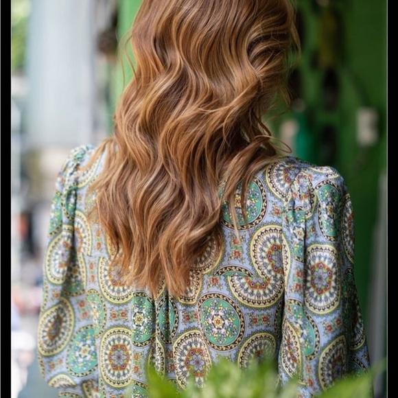 Zara Flowy Printed Blouse - Picture 2 of 4
